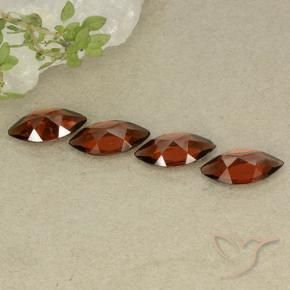 Shop natural 4.05ct Rouge foncé Grenat pyrope gems, Marquise, from Mozambique at GemSelect. In stock, global shipping!