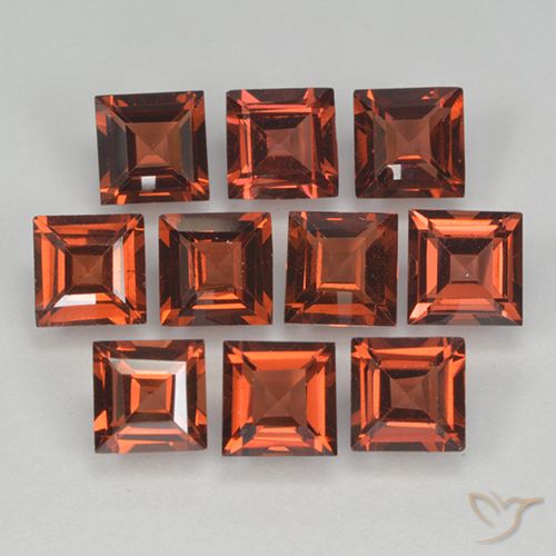 3.84ctw Naturel Rouge moyen Grenat pyrope, Carré, VVS-VS
