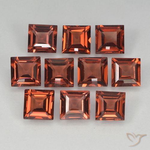 4.01ctw Naturel Rouge moyen Grenat pyrope, Carré, VVS-VS