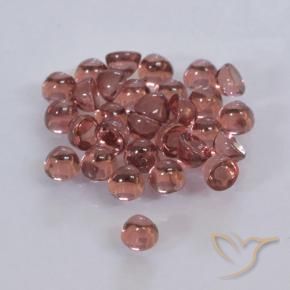 Shop natural 2.00ct Rouge foncé Grenat pyrope gems, Tour, from Mozambique at GemSelect. In stock, global shipping!