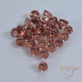 Shop natural 2.00ct Rouge moyen-foncé Grenat pyrope gems, Tour, from Mozambique at GemSelect. In stock, global shipping!