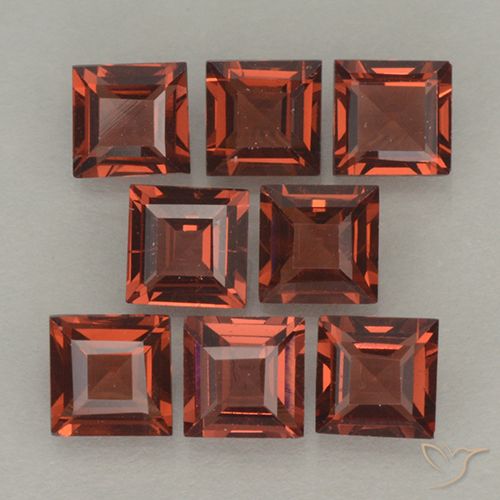 3.16ctw Naturel Rouge foncé Grenat pyrope, Carré, VVS-VS