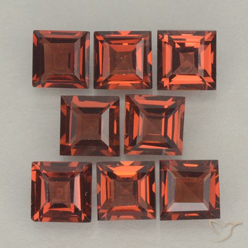 3.52ctw Naturel Rouge écarlate Grenat pyrope, Carré, VVS-VS