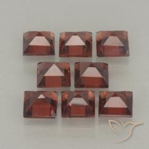 Shop natural 3.67ct Rouge écarlate Grenat pyrope gems, Carré, from Mozambique at GemSelect. In stock, global shipping!