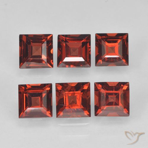 2.83ctw Naturel Rouge foncé Grenat pyrope, Carré, VVS-VS