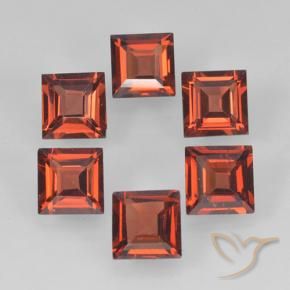 Shop natural 2.41ct Rouge groseille Grenat pyrope gems, Carré, from Mozambique at GemSelect. In stock, global shipping!