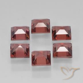 Shop natural 2.62ct Rouge écarlate Grenat pyrope gems, Carré, from Mozambique at GemSelect. In stock, global shipping!