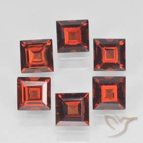 Shop natural 2.74ct Rouge vif Grenat pyrope gems, Carré, from Mozambique at GemSelect. In stock, global shipping!