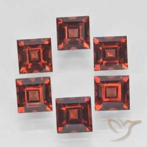 Shop natural 3.10ct Rouge groseille Grenat pyrope gems, Carré, from Mozambique at GemSelect. In stock, global shipping!