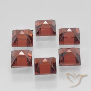 Shop natural 3.10ct Rouge groseille Grenat pyrope gems, Carré, from Mozambique at GemSelect. In stock, global shipping!