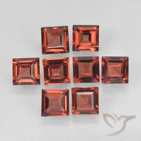 Shop natural 2.98ct Rouge moyen Grenat pyrope gems, Carré, from Mozambique at GemSelect. In stock, global shipping!