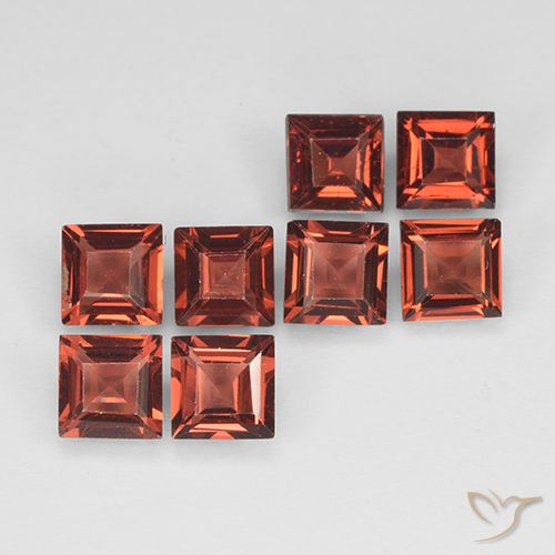 3.18ctw Naturel Rouge écarlate Grenat pyrope, Carré, VVS-VS