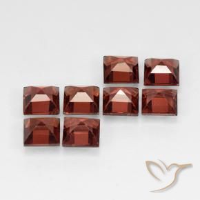 Shop natural 3.54ct Rouge moyen Grenat pyrope gems, Carré, from Mozambique at GemSelect. In stock, global shipping!
