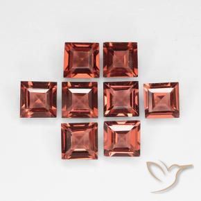 Shop natural 2.91ct Rouge moyen Grenat pyrope gems, Carré, from Mozambique at GemSelect. In stock, global shipping!