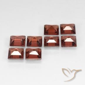 Shop natural 3.14ct Brique rouge Grenat pyrope gems, Carré, from Mozambique at GemSelect. In stock, global shipping!