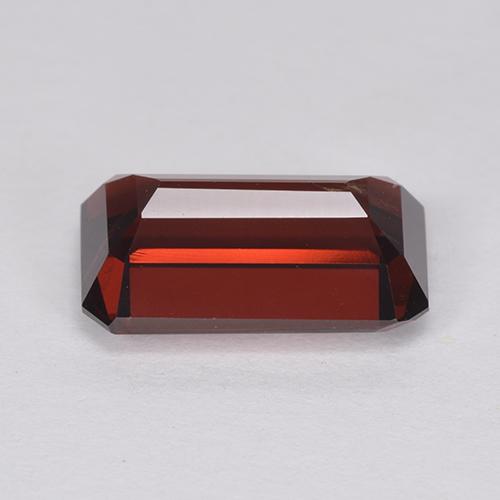 Grenat pyrope Rouge naturelle Taille émeraude, 5.19 ct, VS-SI