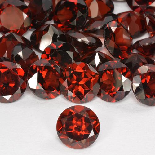 Grenat pyrope Rouge foncé naturelle Tour, 1.65 ct, VVS-VS