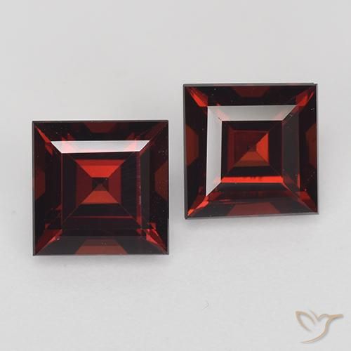 2.92ctw Naturel Rouge foncé Grenat pyrope, Carré, VVS-VS