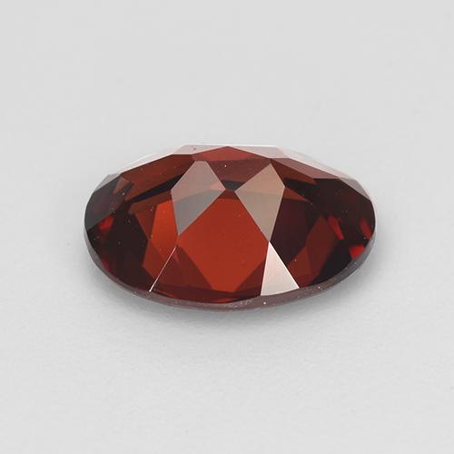 Grenat pyrope rouge naturelle coupe ovale, 2,02 ct, VVS