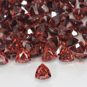 Grenat pyrope rouge naturelle trillion, 0,32 ct, VVS-VS