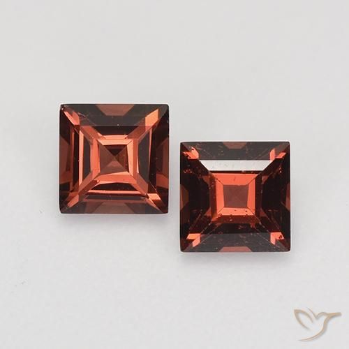 0.93ctw Naturel Rouge foncé Grenat pyrope, Carré, VVS-VS