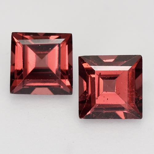 Achetez naturel 0,92ct rouge grenat pyrope gems, carré, en provenance mozambique chez gemselect. en stock, livraison internationale!