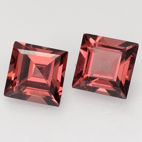 Achetez naturel 0,92ct rouge grenat pyrope gems, carré, en provenance mozambique chez gemselect. en stock, livraison internationale!