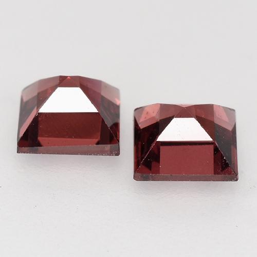 Achetez naturel 0,92ct rouge grenat pyrope gems, carré, en provenance mozambique chez gemselect. en stock, livraison internationale!