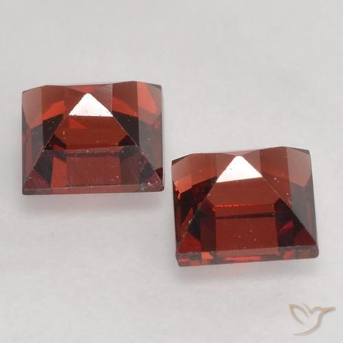Shop natural 1.03ct Rouge Sangria Grenat pyrope gems, Carré, from Mozambique at GemSelect. In stock, global shipping!