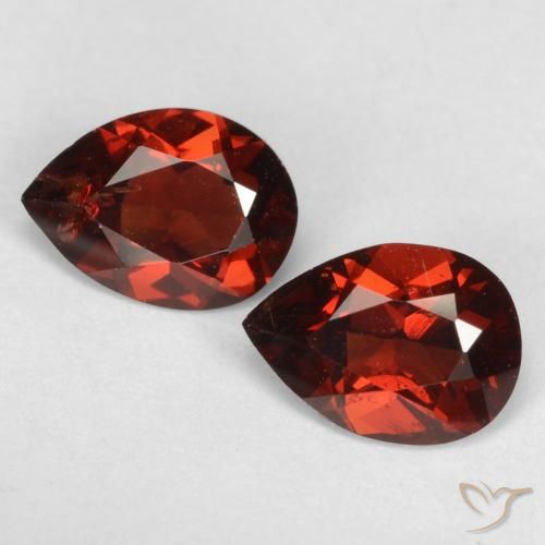 1.68ctw Naturel Rouge foncé Grenat pyrope, En forme de poire, VS