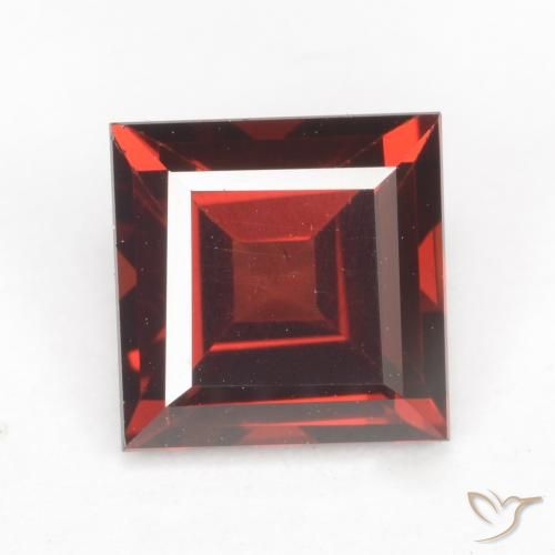 2.06ct Naturel Rouge sang profond Grenat pyrope, Carré, VVS-VS