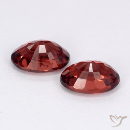 Achetez naturel 2,11ct rouge grenat pyrope gems, coupe ovale, en provenance mozambique chez gemselect. en stock, livraison internationale!