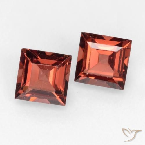 Shop natural 0.89ct Rouge brique profond Grenat pyrope gems, Carré, from Mozambique at GemSelect. In stock, global shipping!