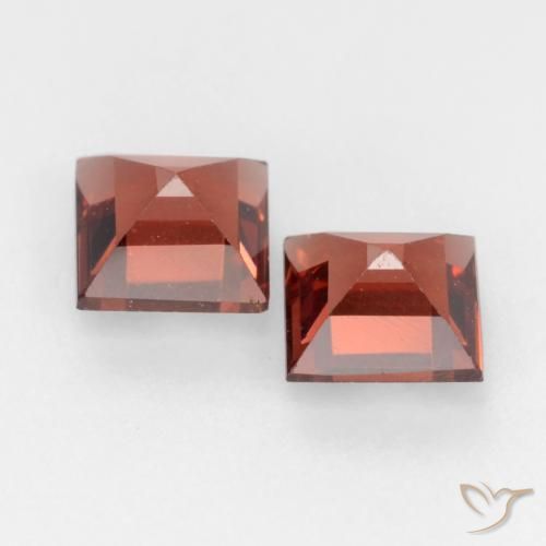 Shop natural 0.89ct Rouge brique profond Grenat pyrope gems, Carré, from Mozambique at GemSelect. In stock, global shipping!