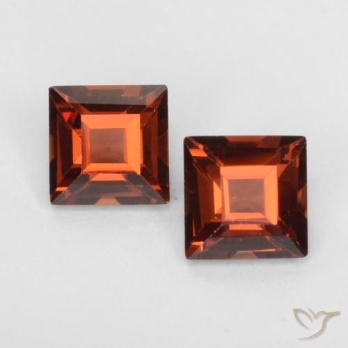 0.88ctw Naturel Rouge moyen Grenat pyrope, Carré, VVS-VS