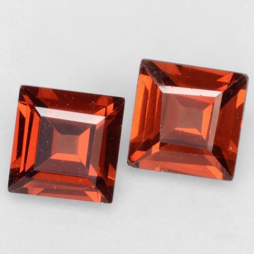 Achetez naturel 0,84ct rouge grenat pyrope gems, carré, en provenance mozambique chez gemselect. en stock, livraison internationale!