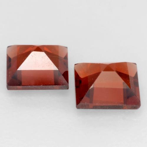 Achetez naturel 0,84ct rouge grenat pyrope gems, carré, en provenance mozambique chez gemselect. en stock, livraison internationale!