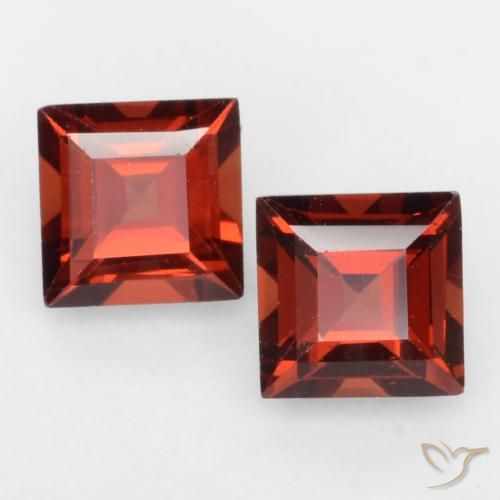 0.93ctw Naturel Rouge moyen Grenat pyrope, Carré, VVS-VS