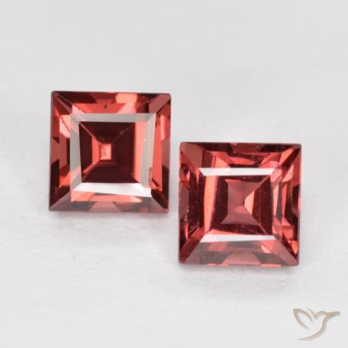 1.07ctw Naturel Rouge foncé Grenat pyrope, Carré, VS