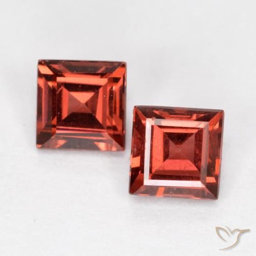 1.09ctw Naturel Rouge moyen Grenat pyrope, Carré, VS