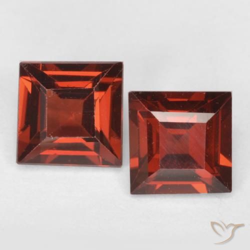 0.86ctw Naturel Rouge groseille Grenat pyrope, Carré, VS