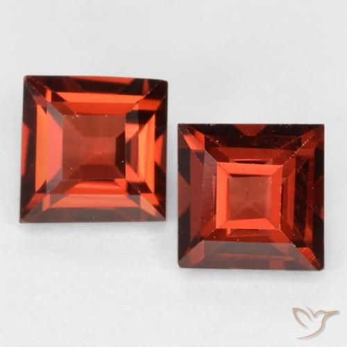 0.95ctw Naturel Rouge écarlate Grenat pyrope, Carré, VS