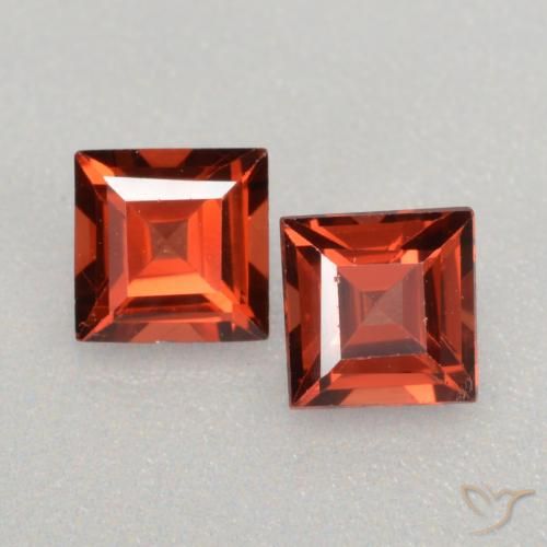 0.90ctw Naturel Rouge groseille Grenat pyrope, Carré, VS