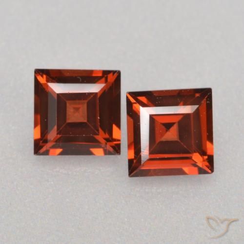 Achetez naturel 0,85ct rouge grenat pyrope gems, carré, en provenance mozambique chez gemselect. en stock, livraison internationale!