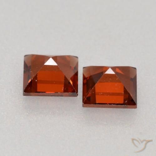 Achetez naturel 0,85ct rouge grenat pyrope gems, carré, en provenance mozambique chez gemselect. en stock, livraison internationale!