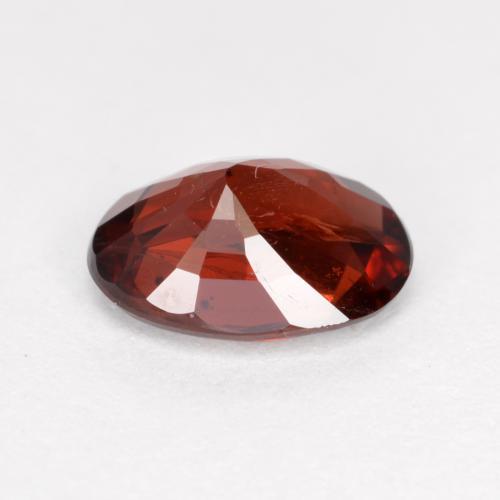 Grenat pyrope rouge naturelle coupe ovale, 0,95 ct, VS-SI
