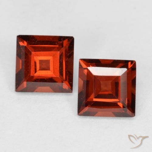 0.91ctw Naturel Rouge groseille Grenat pyrope, Carré, VS