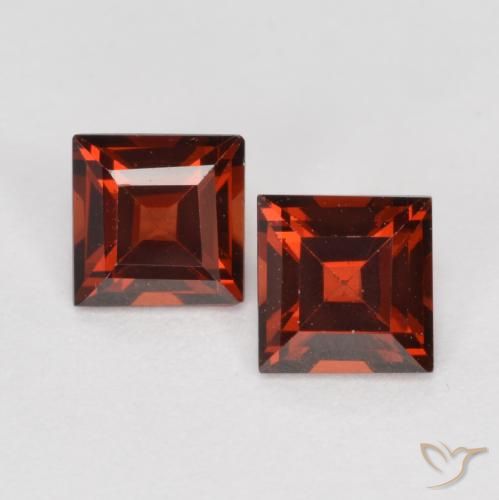 Achetez naturel 0,84ct rouge grenat pyrope gems, carré, en provenance mozambique chez gemselect. en stock, livraison internationale!