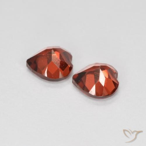 Shop natural 1.20ct Rouge vif Grenat pyrope gems, Cœur, from Mozambique at GemSelect. In stock, global shipping!