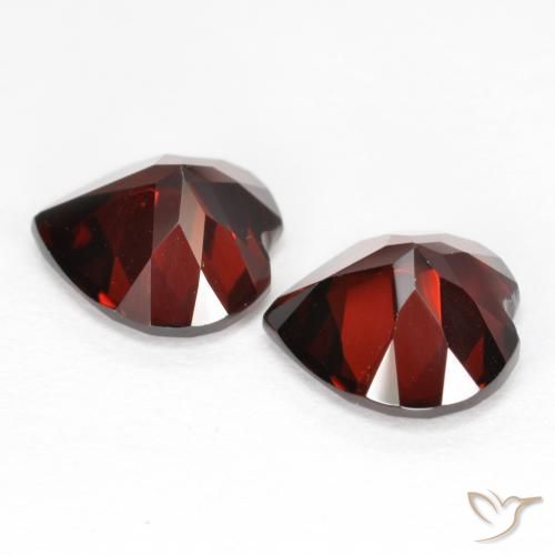 Shop natural 3.75ct Rouge foncé Grenat pyrope gems, Cœur, from Mozambique at GemSelect. In stock, global shipping!